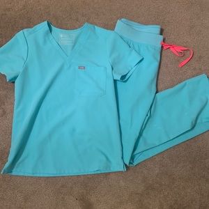 Neon Blue Figs Scrub Set